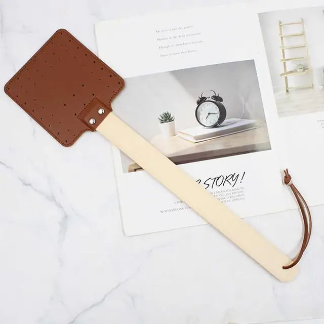 Bőr Fly Swatter Erős Flyswatter Kéziszámlók A Legyek Lógó Kézi Légy Swat Romboló Beltéri Hosszú Fa Fogantyú - Image 5