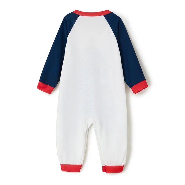 Xmas Festive Family Pajamas Set with Reindeer Print Cozy Matching Crew Neck Sleepwear for Christmas Celebrations 5