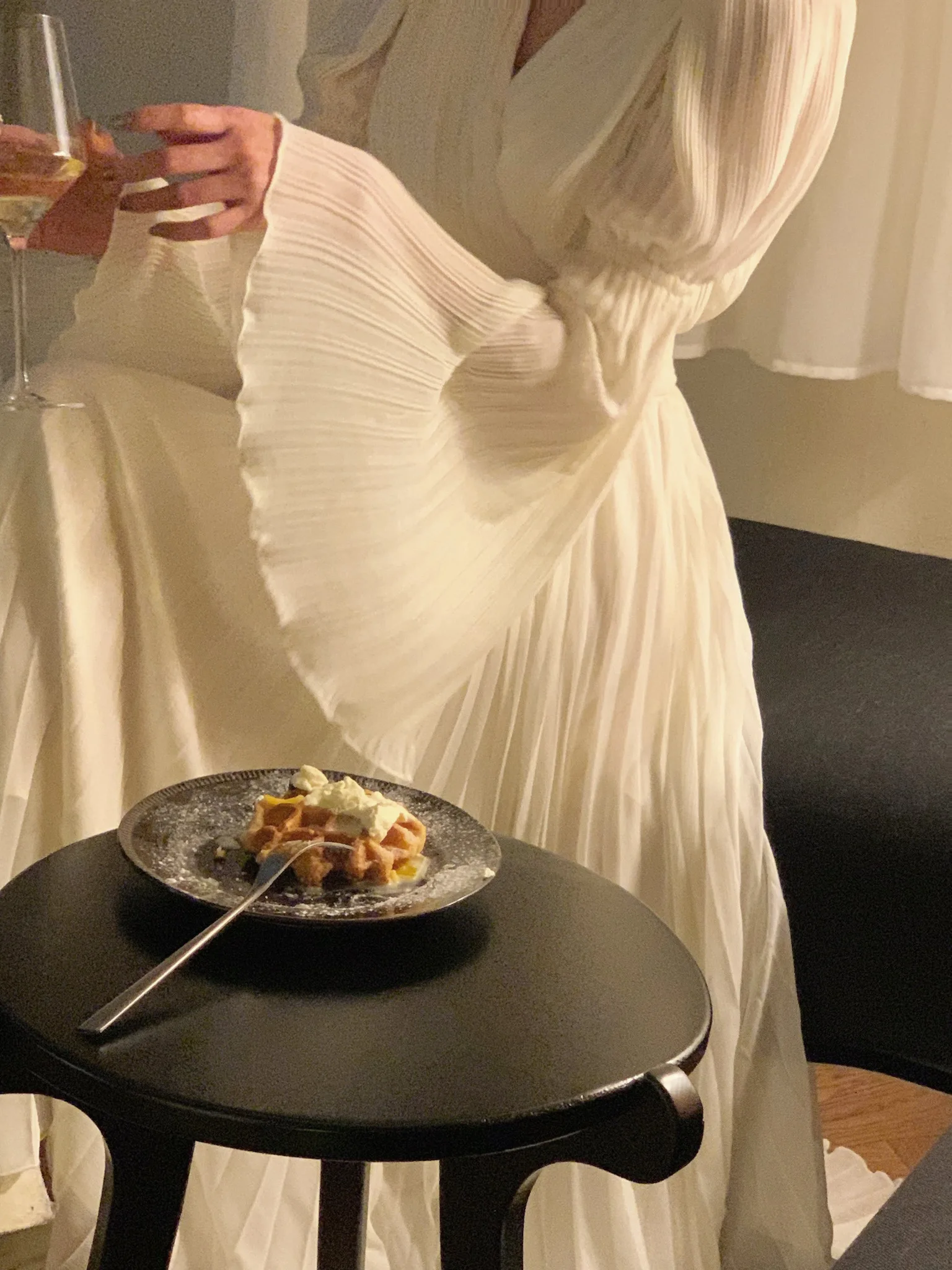 Autumn Solid Pleated Long Dresses for Women Halter V-neck Flare Sleeve Wedding Party Dress Korean Fashion One Piece Vestidos New