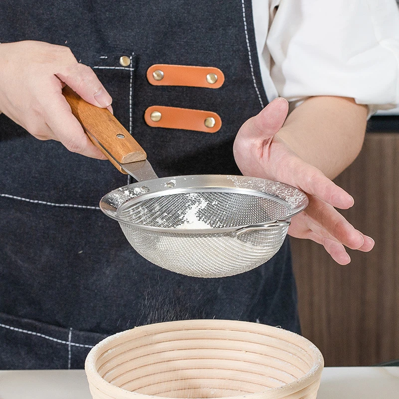 

Stainless Steel Powder Strainer Wooden Handle Potato Chips Fried Filter Spoon Handheld Noodles Colander Flour Sieve Kitchen Tool
