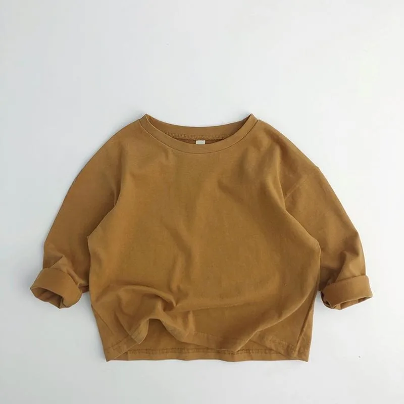 1-7Y الاطفال القطن قميص الصلبة الكرمل القهوة اللون الأطفال 2025 الخريف جديد بنين بنات القطن أنيق طويل الأكمام تي شيرت