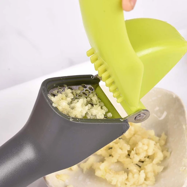 Garlic Press Crusher Wheel Kitchen Vegetables Ginger Squeezer Handheld Tool  New