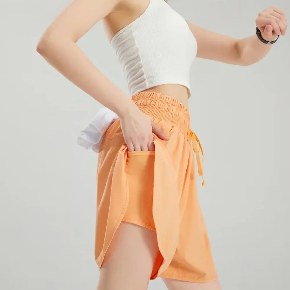 White High-Waist Sports Pants Women's Fitness Shorts Anti-Light Running Trousers Summer Sportswear Hot Pants Female Model