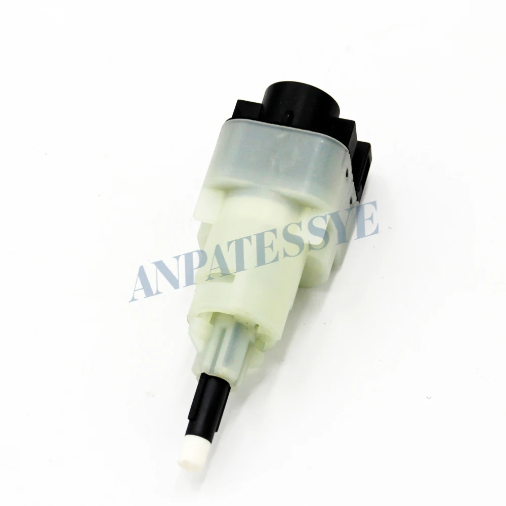 7H0927189 Starter Inhibitor Switch Clutch Pedal 7H0 927 189 For Audi A4  2002-2009 A6 Quattro 2002-2004 RS4 2007-2008 S4