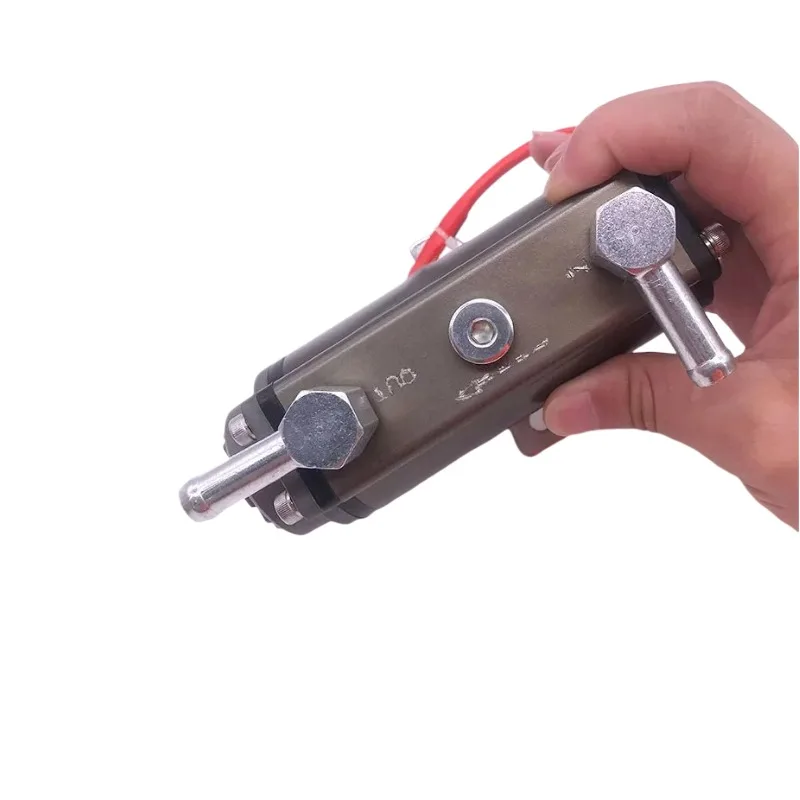 

For Hitachi Sany Sy Case Isuzu 4hk1/6hk1 Original Oil Pump Oil Pump Fuel Pump Electronic Pump Excavator Accessories