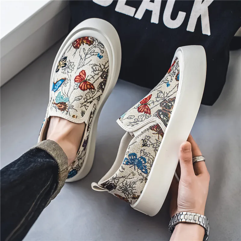 Summer Slip-on Men's Canvas Shoes Breathable Platform Vulcanized Sneakers Men Fashion Print Casual Loafers For Men Espadrilles