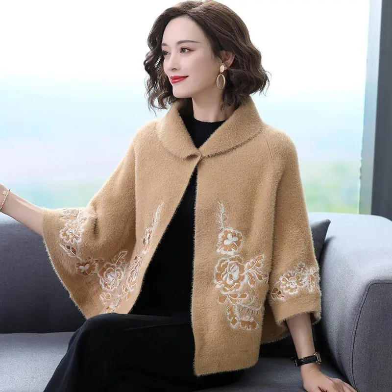 

Mink velvet shawl poncho women autumn and winter middle-aged retro embroidered casual with cashmere short small cape coat tops