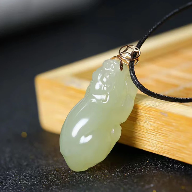 

CYNSFJA New Real Rare Certified Natural Hetian Nephrite Lucky Amulet Pixiu Jade Pendant Hand-Carved Green High Quality Best Gift