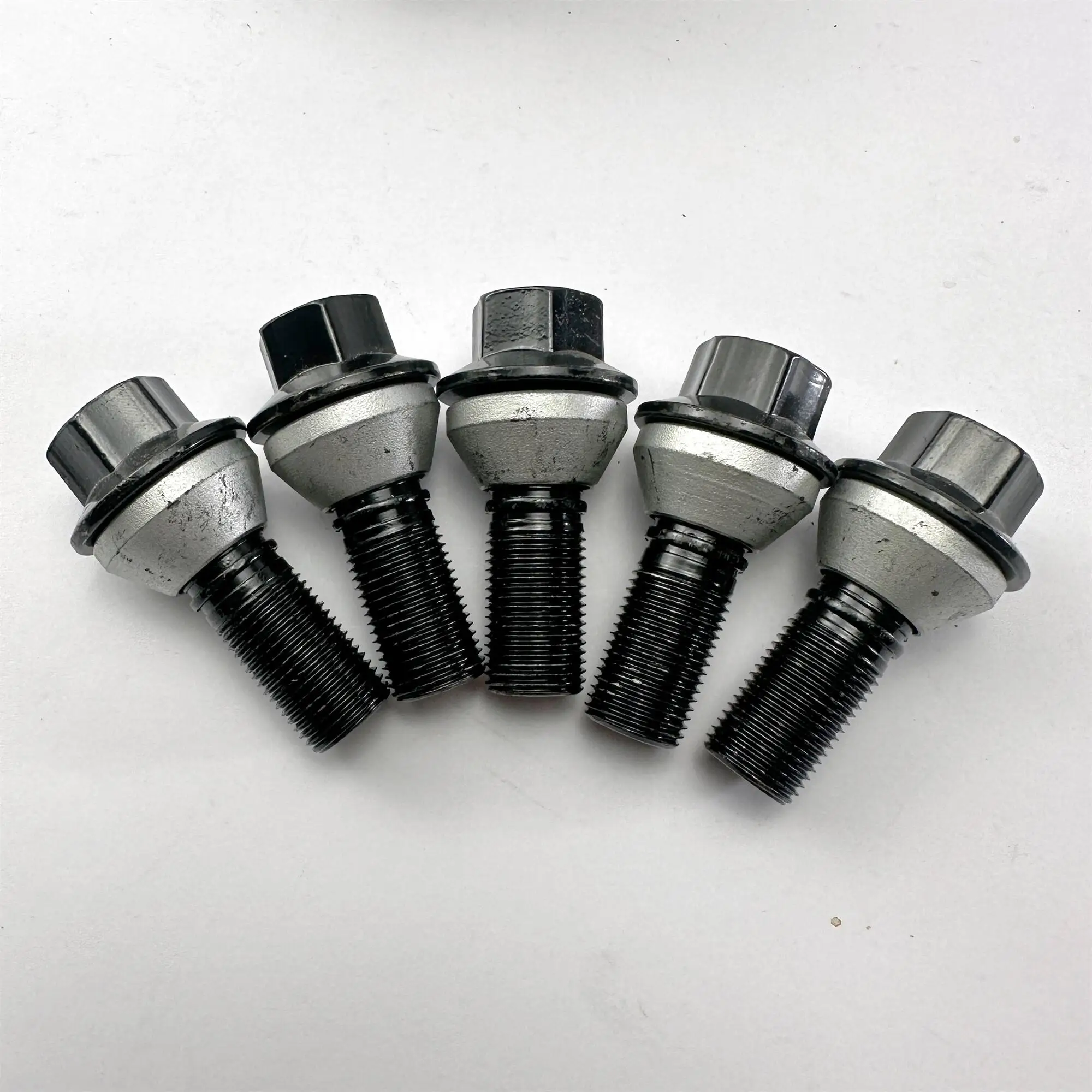 36136795153 Bolt Boss Bolt for BMW X5 G05 X6 G06 3 Series G20 X4 