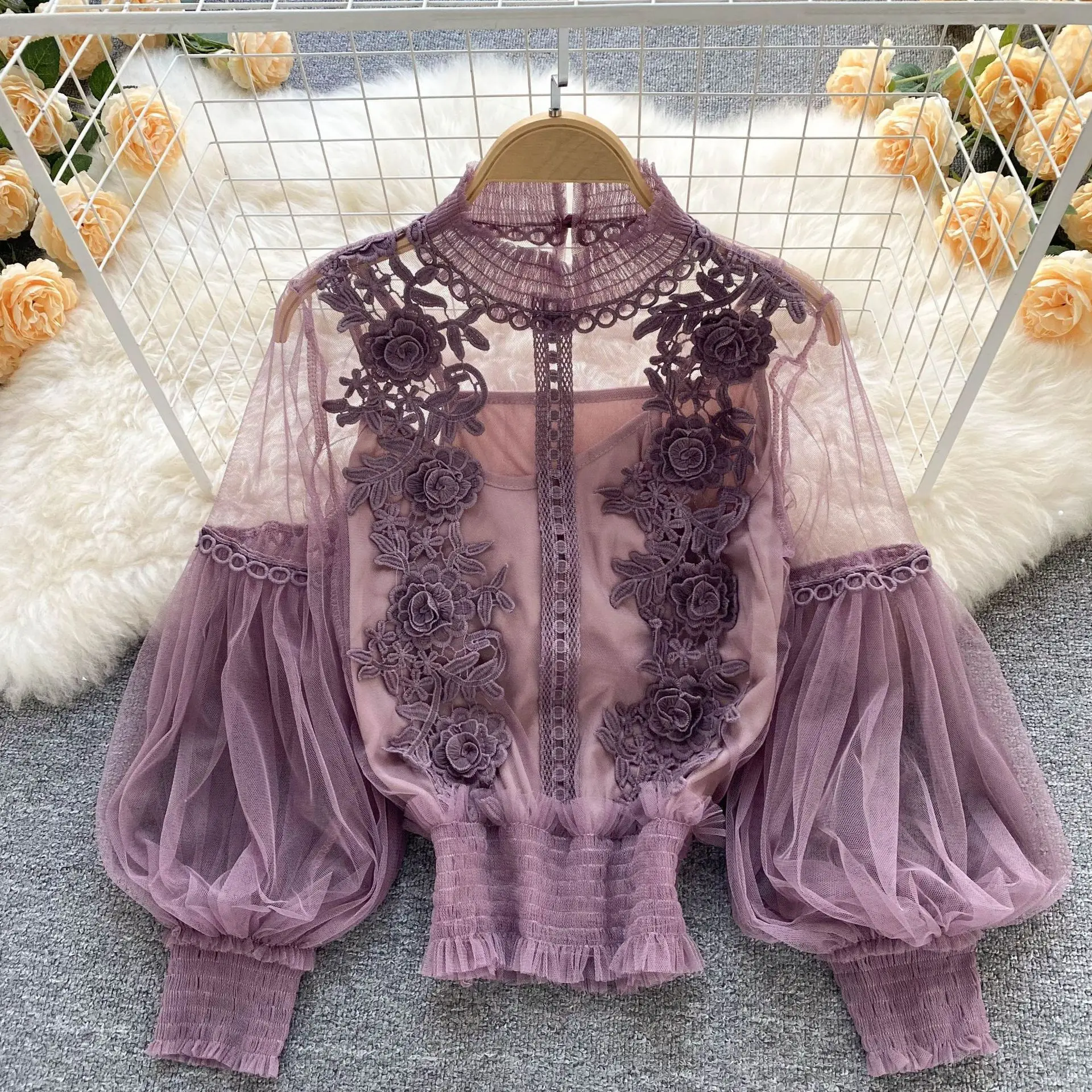 Niche Three-dimensional Flower Collage Perspective Mesh Lantern Sleeves Slim Fit Short Top Women's Lace Base Shirt 315