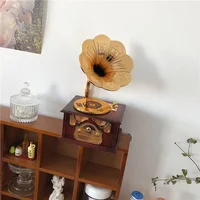 Retro Vintage Golden Record Gramophone Music Box Eight-tone Box Living Room Porch Decoration Ornament Birthday Gift 1