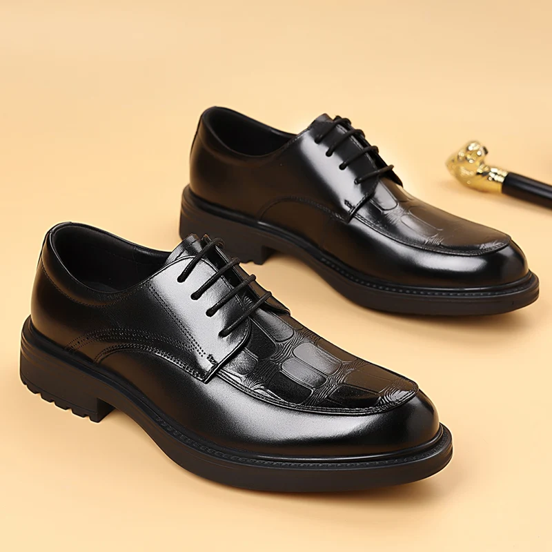 أحذية مكتب أكسفورد للرجال على الموضة عالية الجودة كاجوال من الجلد بمقدمة مستديرة مصممة للأعمال أحذية مشي خارجية