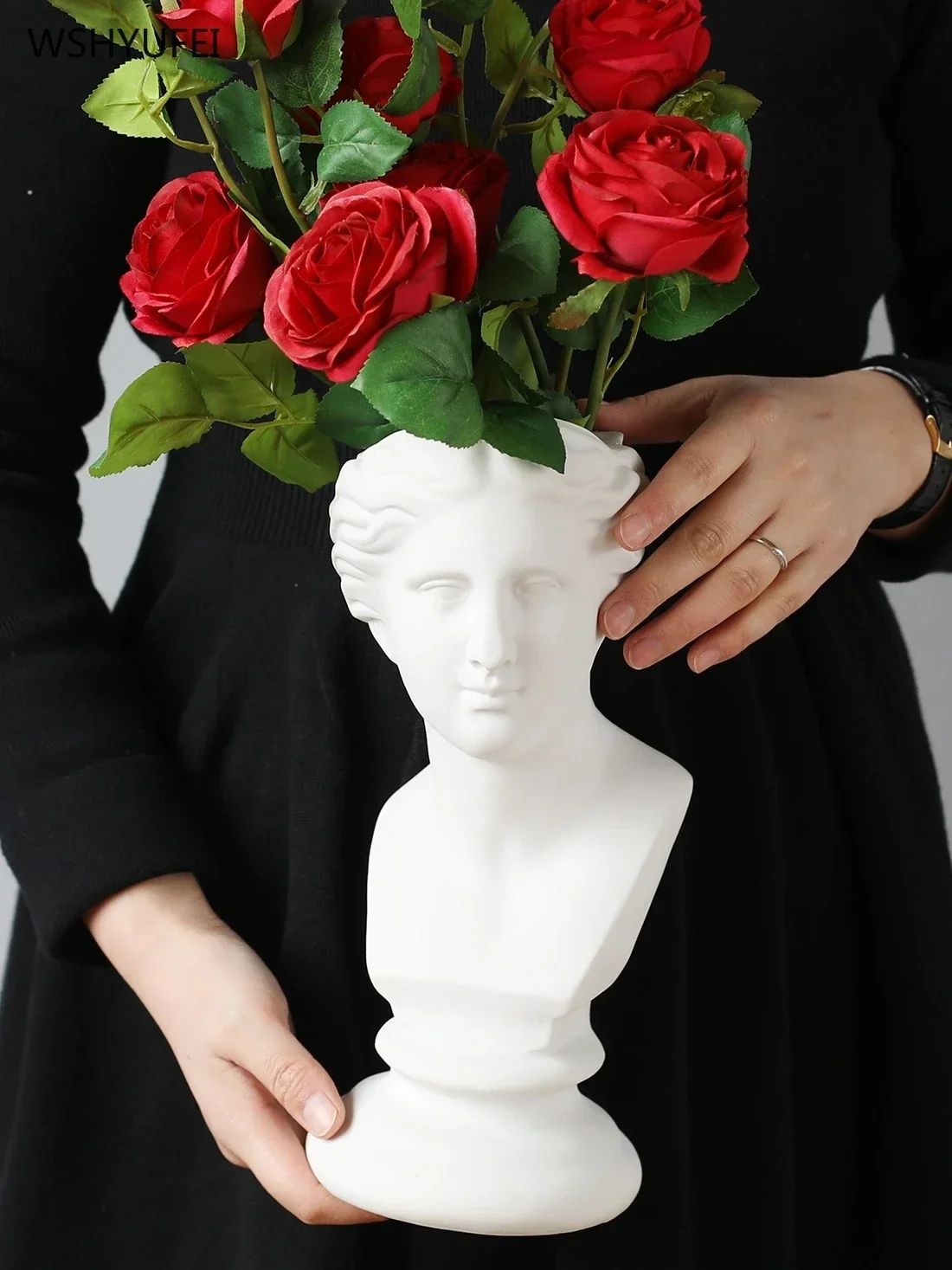 A & B Home Fioriera A Busto In Cemento - Testa Di Donna Greca Con Ghirlanda, 25,4 Cm, Grigia - 4