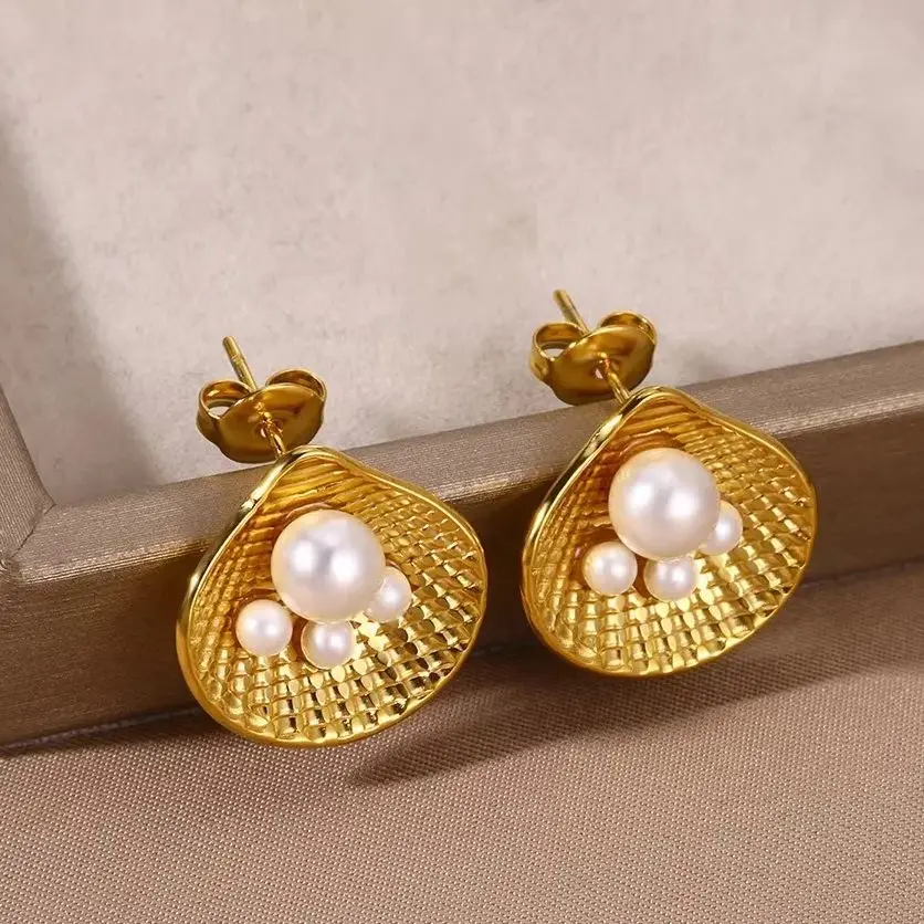 Pearl Shell Stud Earrings For Women