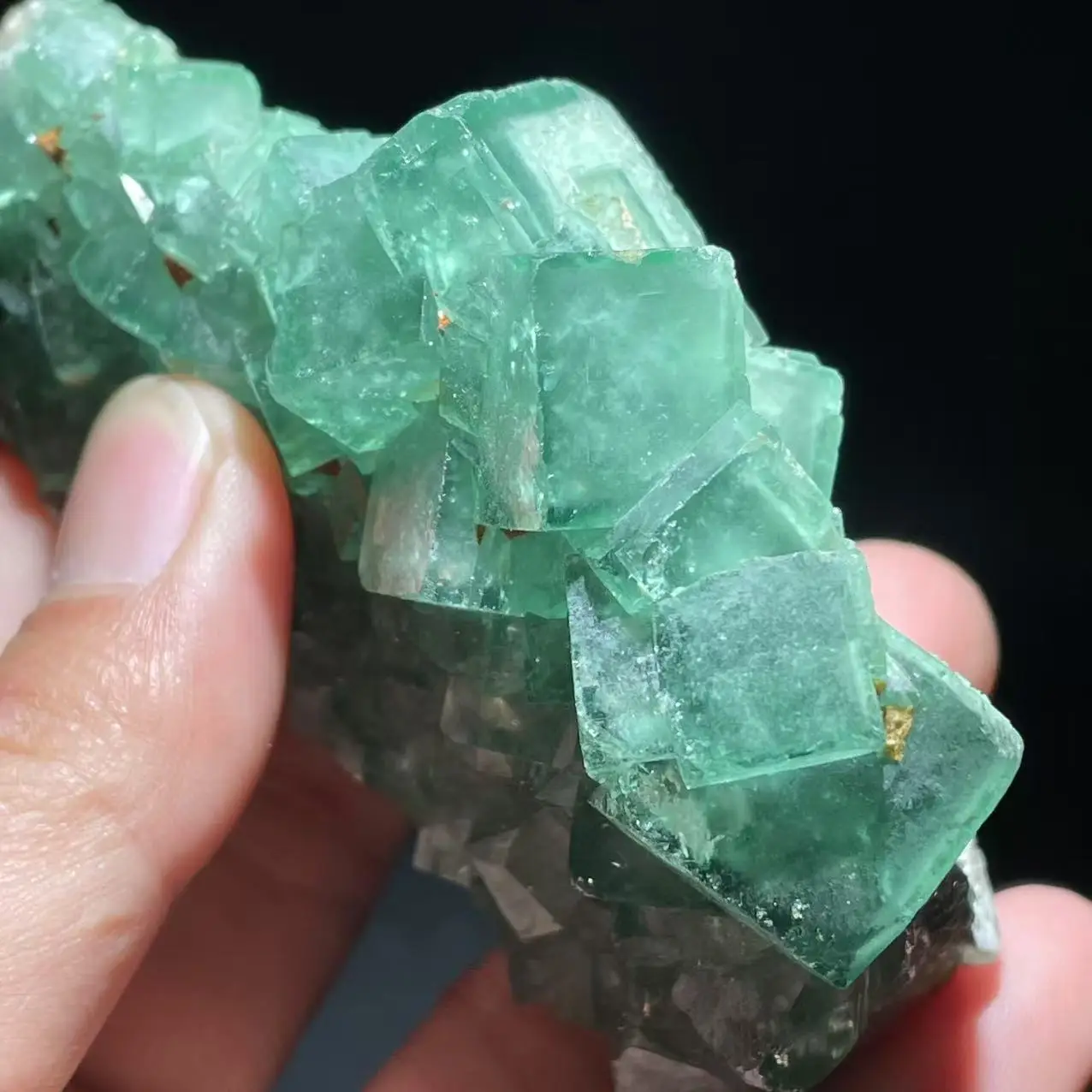 New 100% natural green fluorite daylight fluorite home decor from Madagascar 4