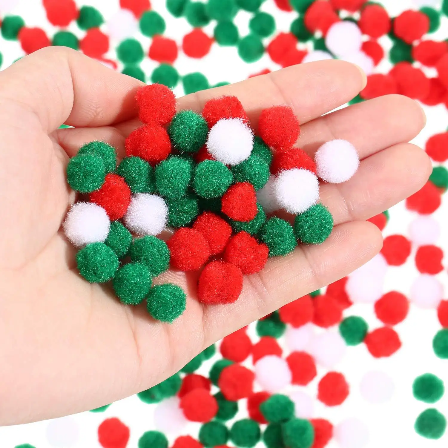 

600 Pieces 0.4 Inch Christmas Pom Poms Mini Craft PomPom Balls Fluffy Balls for DIY Craft Christmas Trees Decorations(Red,White,