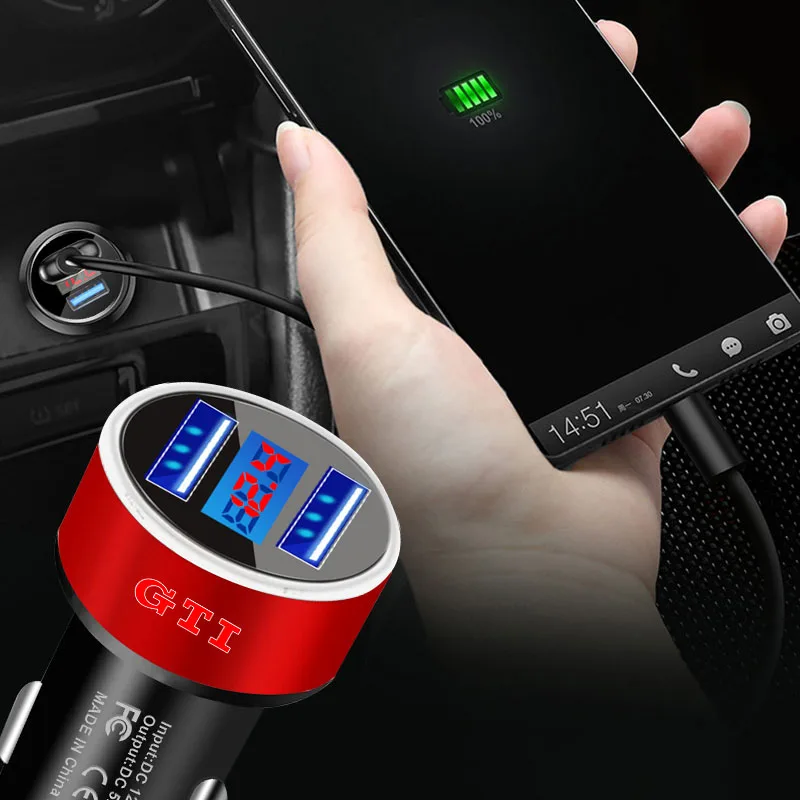 2개의 USB 포트 고속 충전 디지털 디스플레이 차량용 충전기 자동차 부품 엠블럼 (폭스바겐 골프 아마록 T5 페이톤 ID3 티구안 T-크로스 GTI 용)