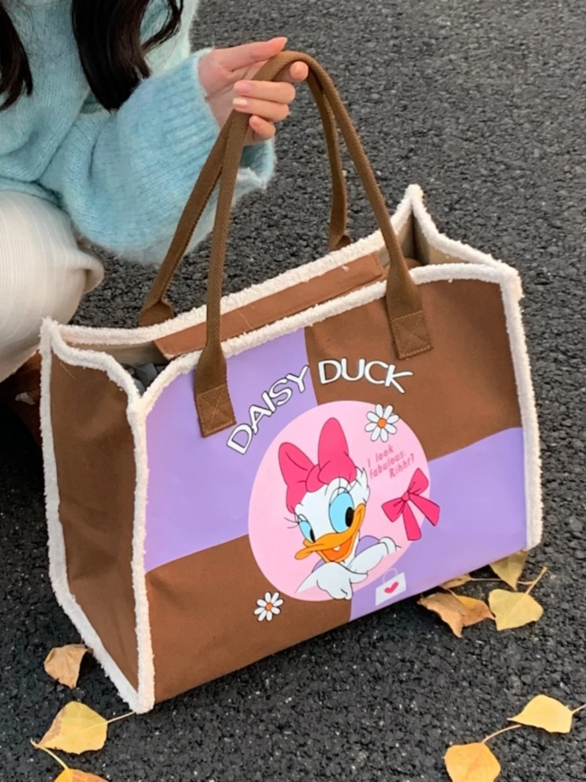 

Japanese large capacity female 2023 new cartoon canvas hand shopping fashion out shoulder Tote bag