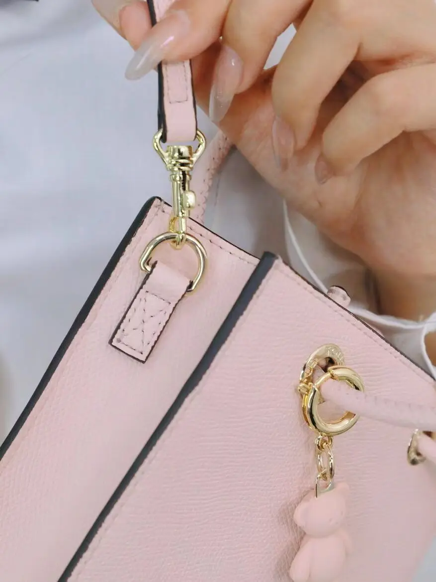 Carralero Aurora 2024 new winter shoulder bag solid color exquisite simple and generous crossbody bag trendy women's bag