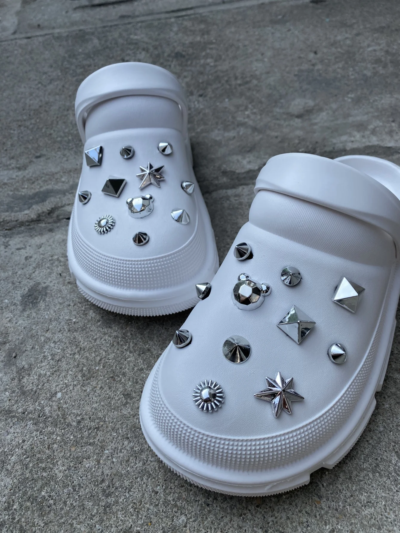 [DIY] 22 teile/satz Abnehmbare Punk Stil Metall Nieten Dekorative Schnallen Für Garten Schuhe & Loch Schuhe