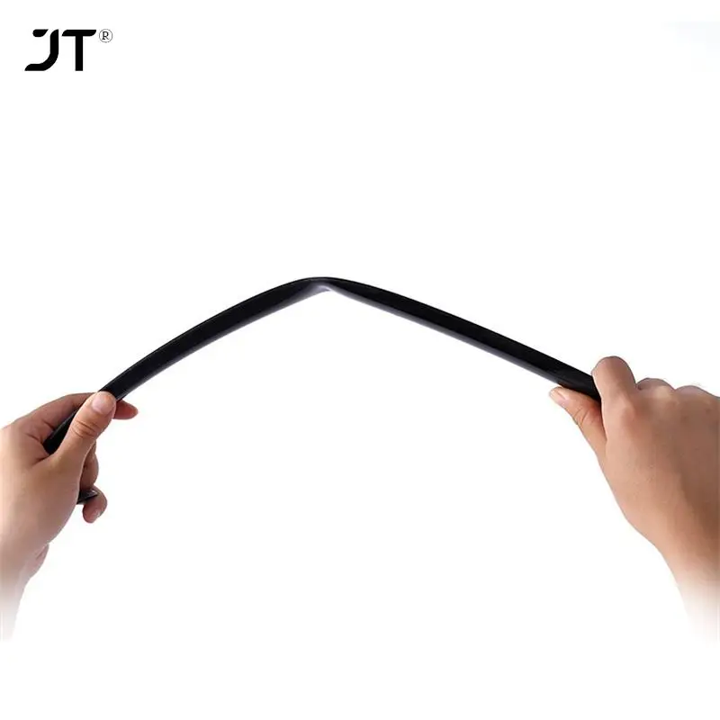 43.5cm Plastic Handle Long ShoeHorn Professional Shoe Horn Shoe Lifter Flexible Lifter Home Shoes Accessories Random color magnetic shoehorn