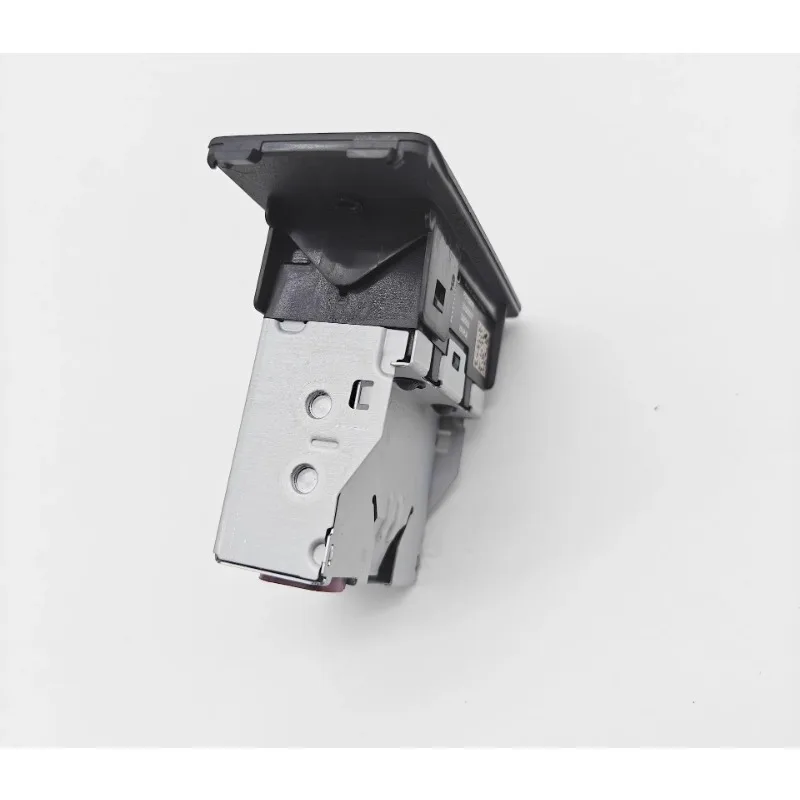 Type-c Interface Module Dual Jack Charging Port for Volvo Polestar XC40XC60XC90S60S90V60V90