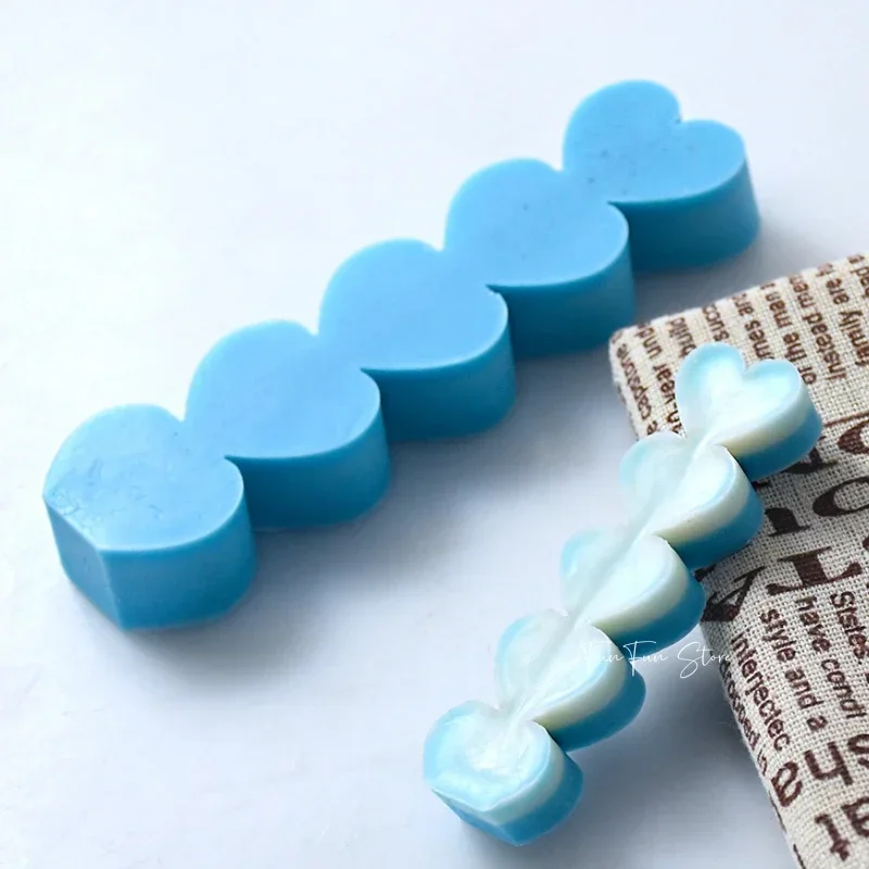 5 Cavity Love Heart Silicone Candle Mold Stacks of Love Shape DIY Aromatherapy Plaster Home Decor Handmade Candle Resin Molds