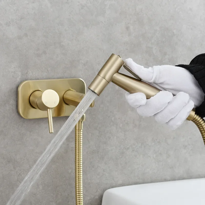 Description Picture 5 of itemHigh Pressure gun Brushed Gold Toilet bidet sprayer set Brass Hot and Cold Bidets faucet Bathroom sprayer bidet