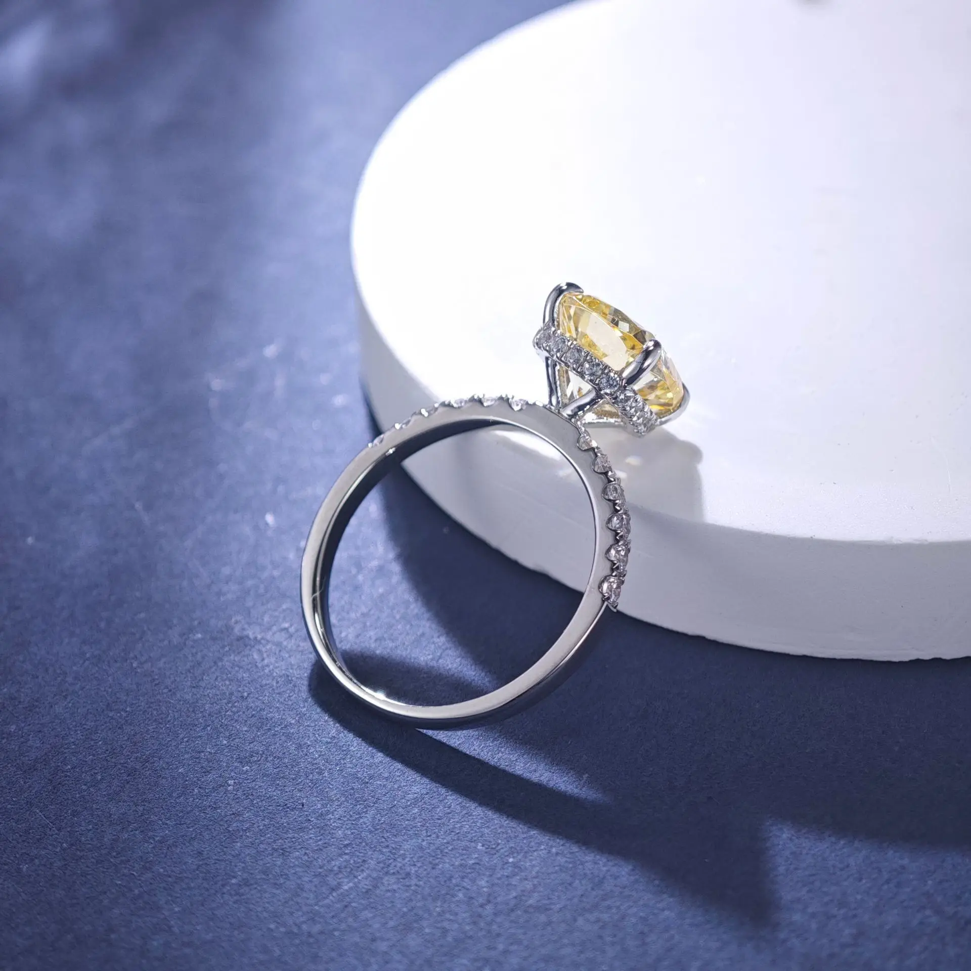 PT950 platinum diamond ring for women 2.5 carats cushion-shaped pink diamond four-claw female ring goddess platinum