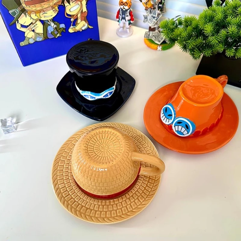 OnePieceAnimeMugWaterCupsThreeBrothersHatShapedCoffeeCup