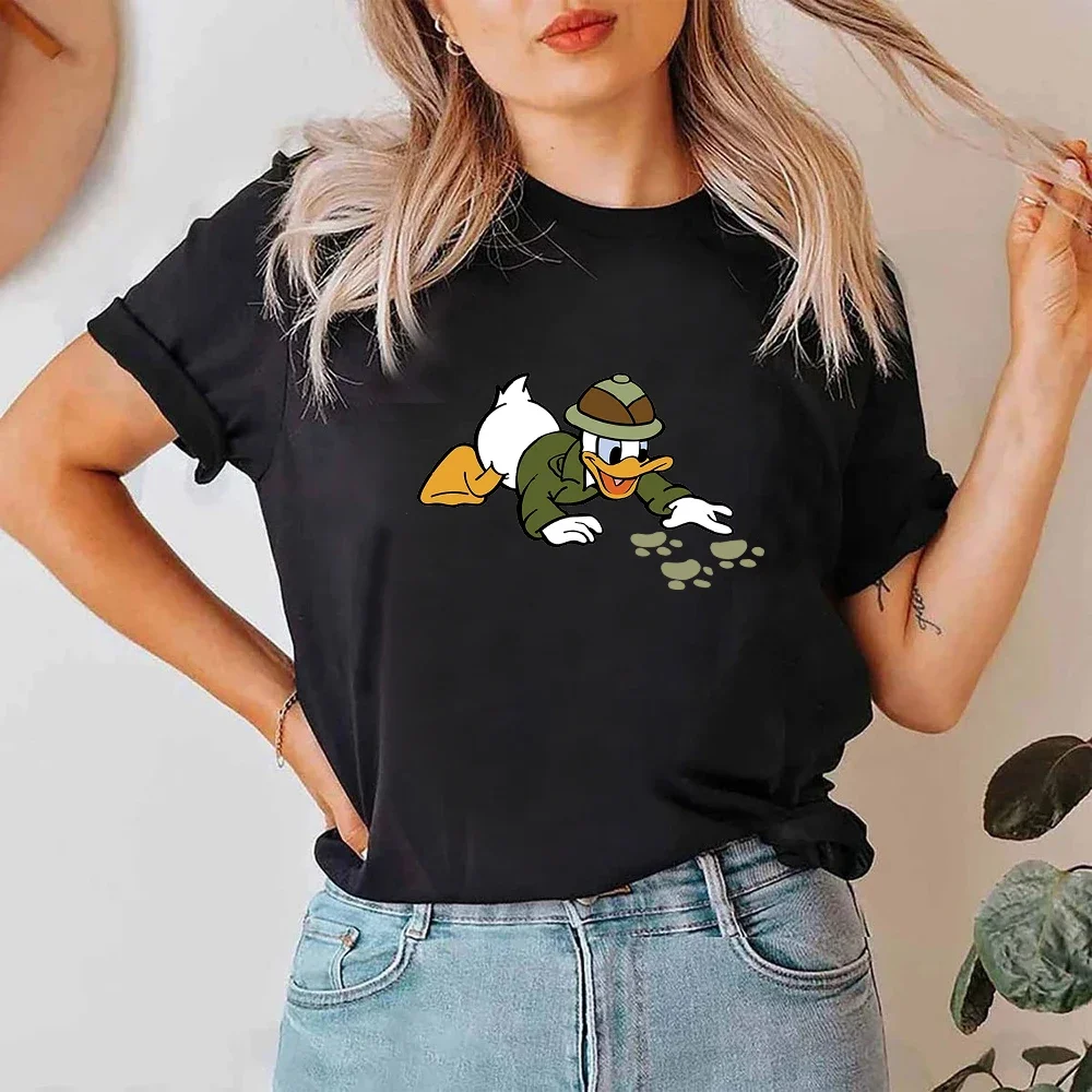 Рисунок 6 - Женская футболка с принтом