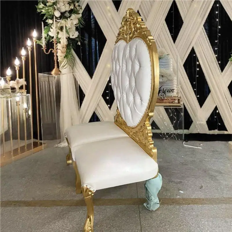 Wedding event combined with heart-shaped double sofa wedding