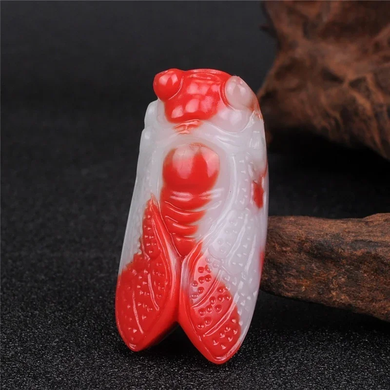 

Red Chicken Blood Jade Handmade Carved Cicada Pendant Fashion Boutique Jewelry Men's and Women's Cicada Necklace Gift