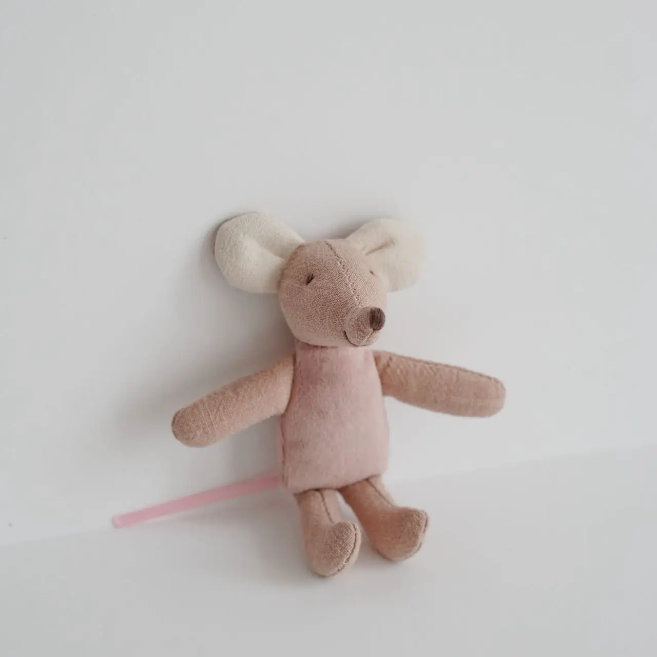 Nordic Style Fabric Art Angel Wings Mouse Doll - Cute Thumb Doll Rag Decoration and Zodiac Birthday Gift