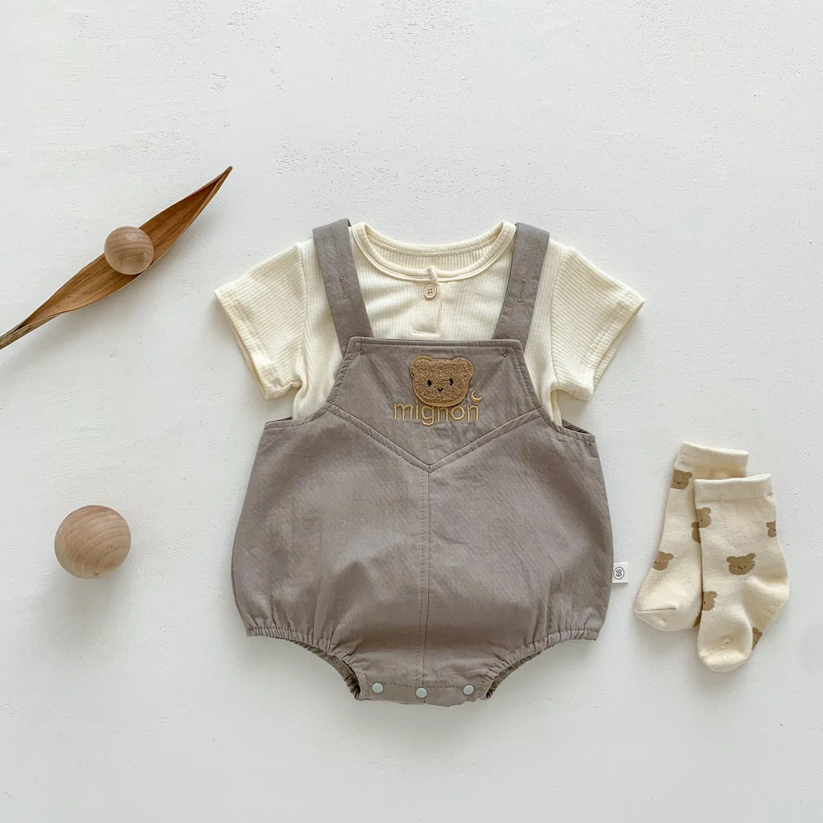 2023 New In Summer Newborn Baby Girls Boys Short Sleeve Solid Color Top T-shirts +cartoon Bear Bodysuits Kid Infant Clothing Set 5