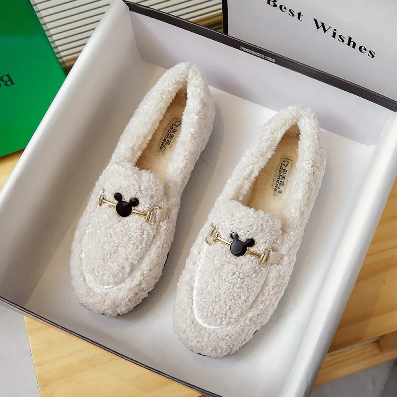 

Women's plush cotton shoes Winter outdoor warm snow boots 2023 new mom Flat shoes Lambhair Metal decoration Loafers shoes ladies