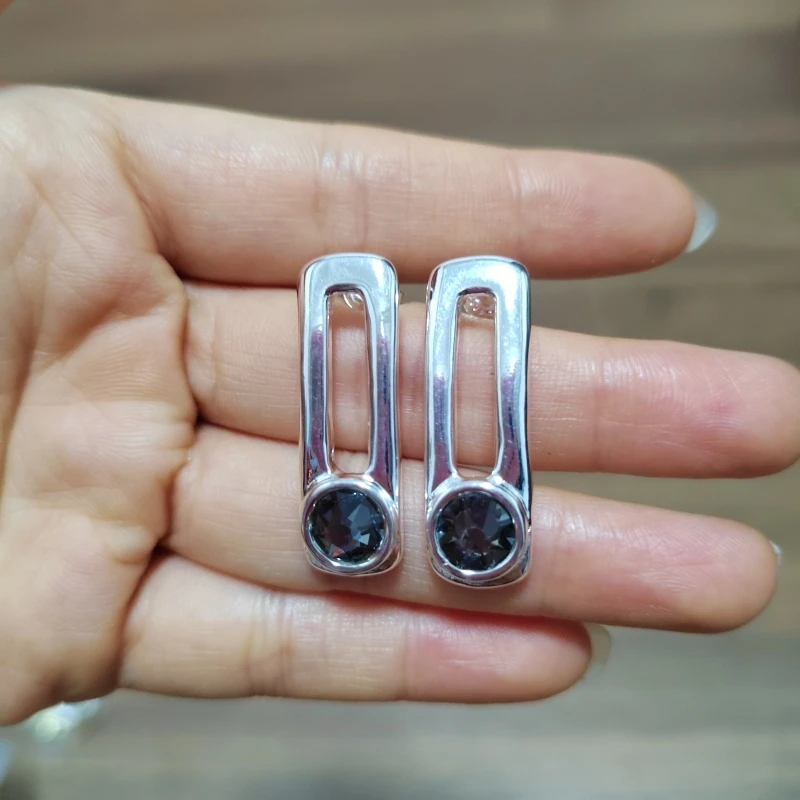 2023 New UNOde50 Fashionable in Europe and America Exquisite, High Quality Pearl Trend Women's Earrings Jewelry Gift Bag