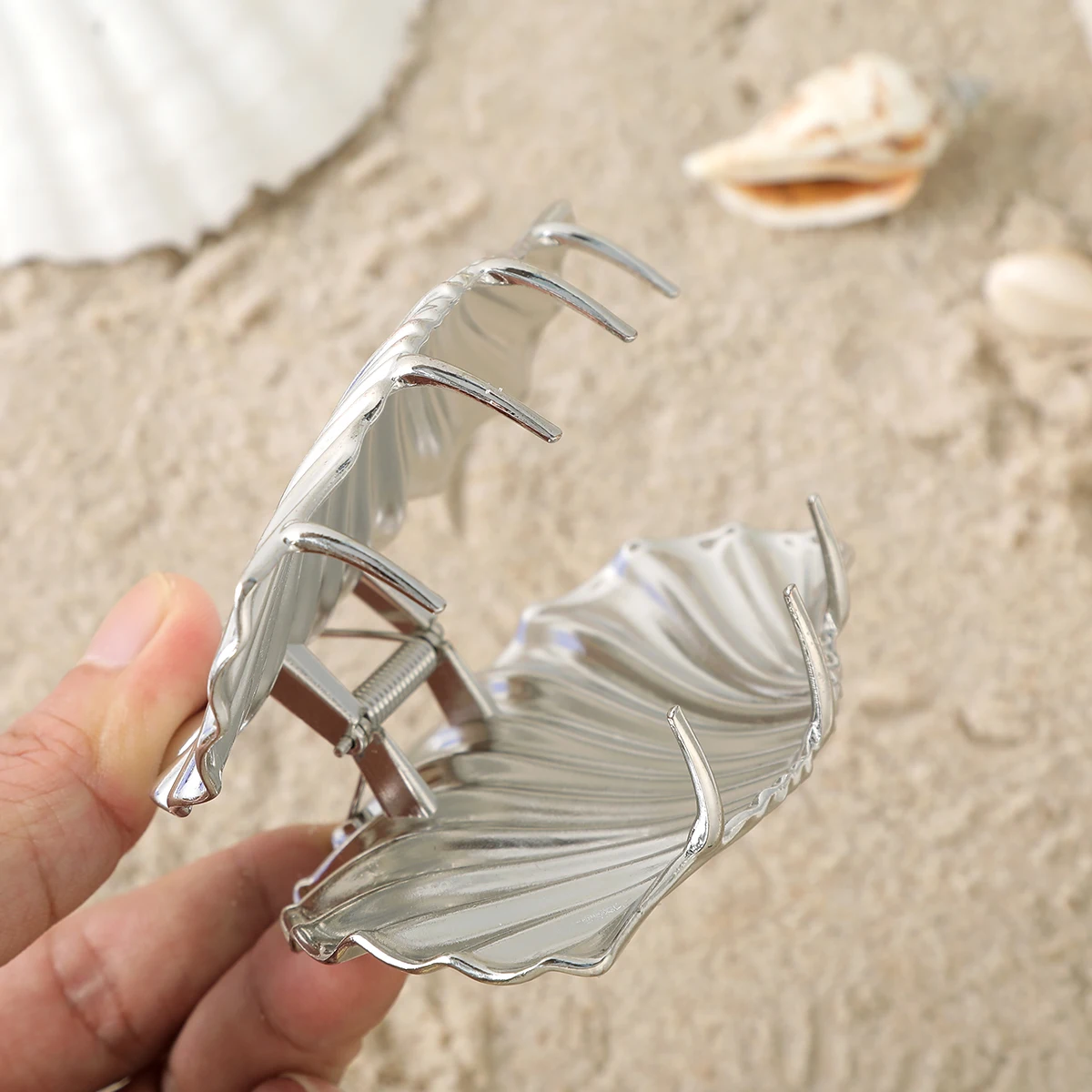 9.5cm Alloy Shell Gripper Hair Claw For Women Elegant Golden Hairpin Hair Crab French Holiday Bohemia Hairpin Clamps Headwear