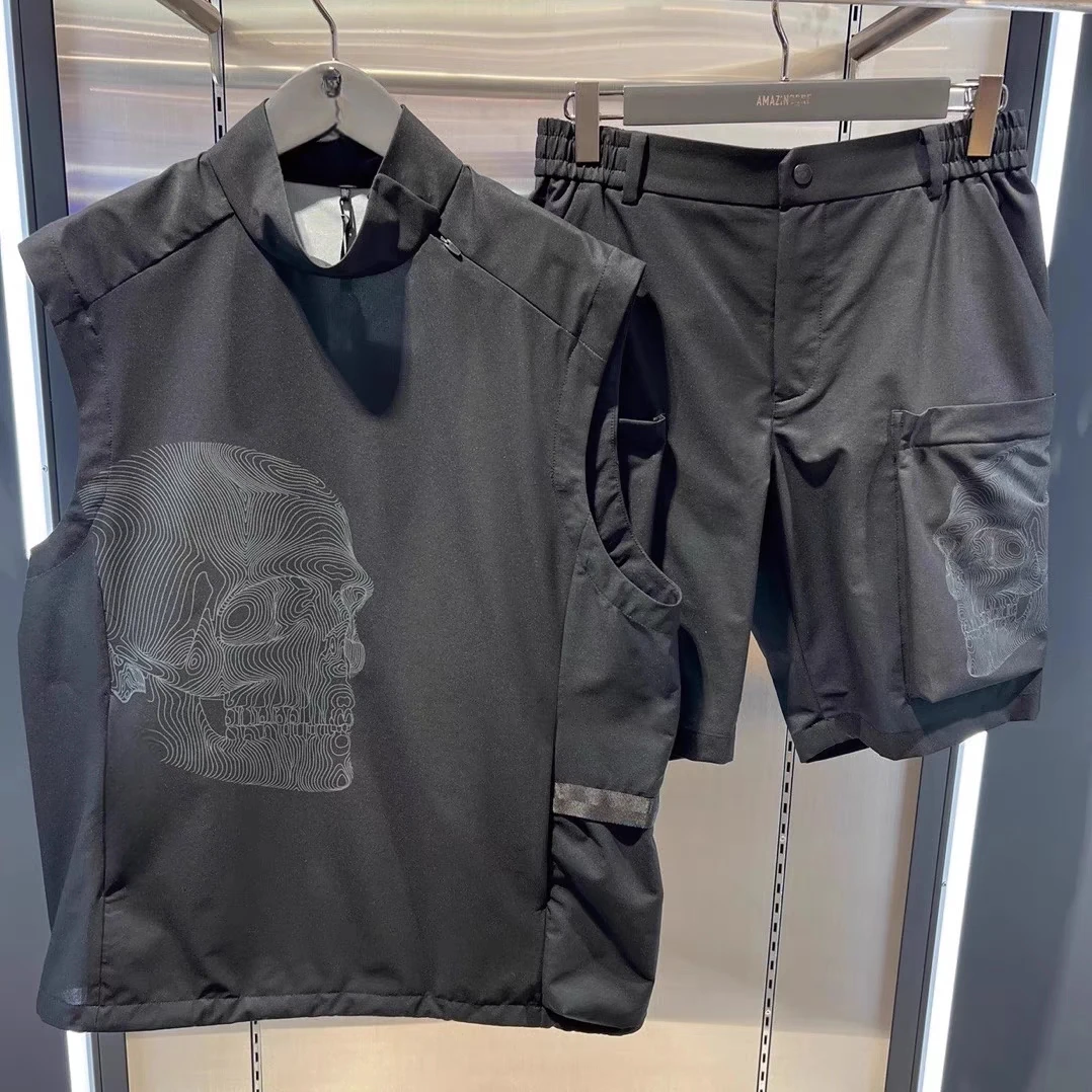 

Spring And Summer 2024 Golf Wear Men's Pattern Collar Golf Shirt Quick-drying Vest Fashion Skull Printed Sleeveless Golf Vest