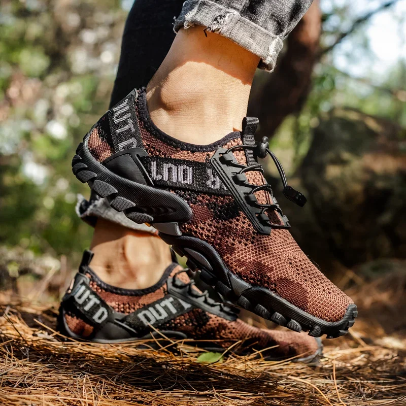 Men's Casual Shoes Lightweight Breathable Mesh Men Sneakers Rubber Sole Non-Slip Men's Summer Shoes Outdoor Fashion Men Shoes