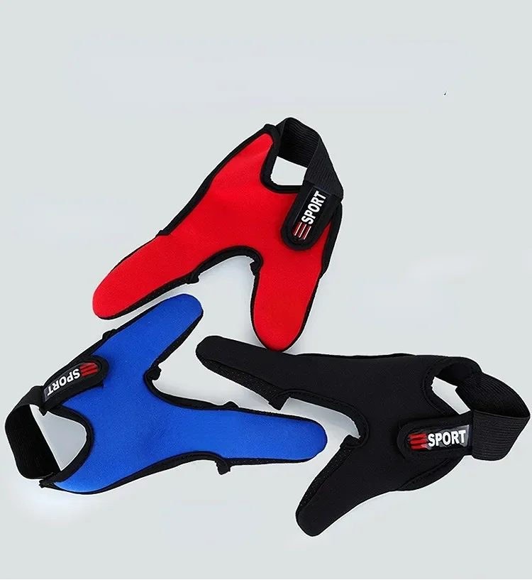 Description Picture 5 of itemFishing Gloves 2 Fingers Protector Breathable Anti-Slip Anti-Cut Fishing Gloves Carp Outdoor Fishing Tackle Accessories Supplies