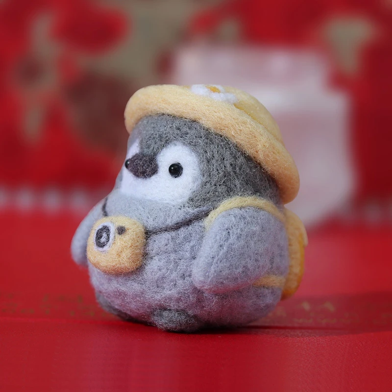 Non-Finished Felt Kit Penguin Wool Needle Felt Kit Material Package DIY Child Gift Handmade Doll Toys Needle Felting Tool