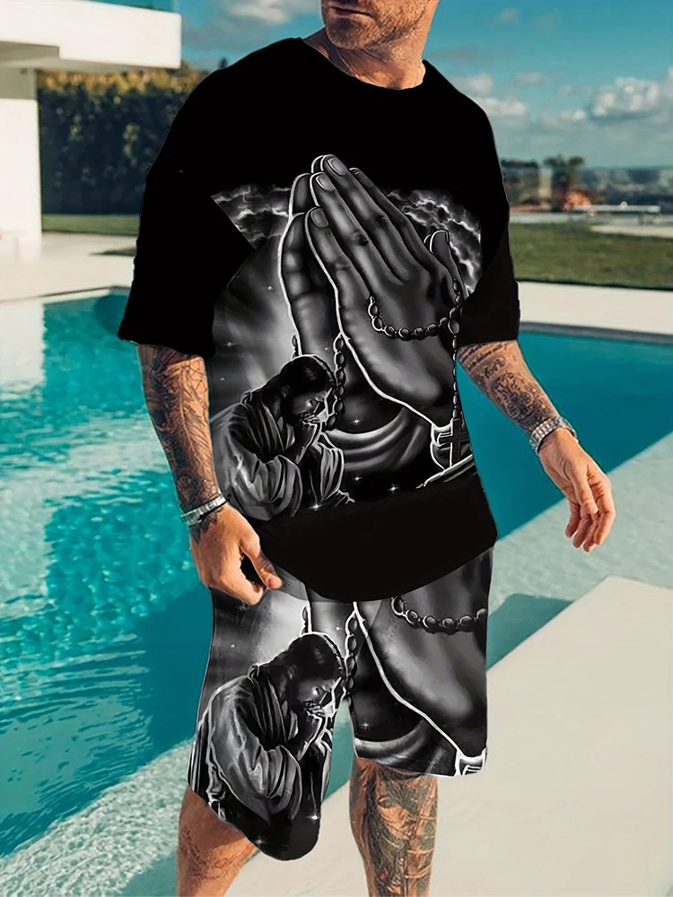 thumbnail image 1 of Conjunto de camiseta y pantalones cortos de manga corta con estampado 3D de oración y huella de mano para hombre, estilo informal de verano para exteriores, 1 of 4