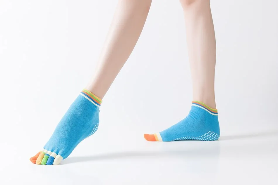WOSWEIR 1 Pair Women Sports Yoga Socks Five Finger Slipper Anti Slip Lady Pilates Ballet Heel Professional Dance Protector 23 Sada008f945fd47f789bb01798bc6b5a1I