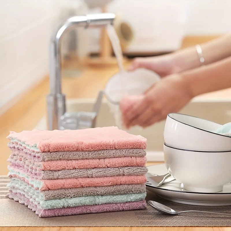 XFLYP Set di 5 asciugamani morbidi per cucina o bagno, asciugamano in pile corallo che può essere appeso per un'asciugatura rapida, forte capacità di assorbimento dell'acqua, 42 * 26 cm