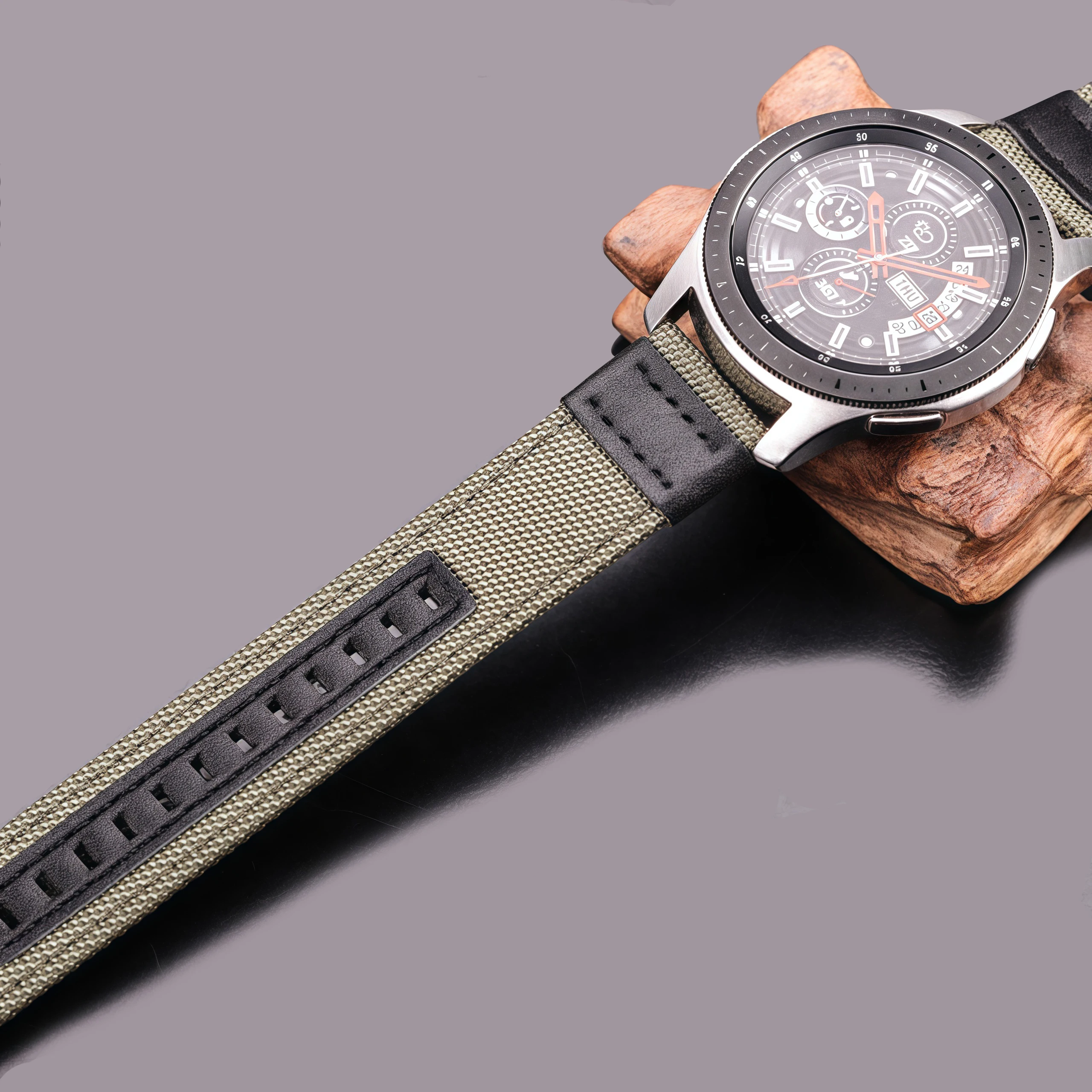 Versatile Nylon Watch Strap in Four Colors – Elegant Universal Watchband