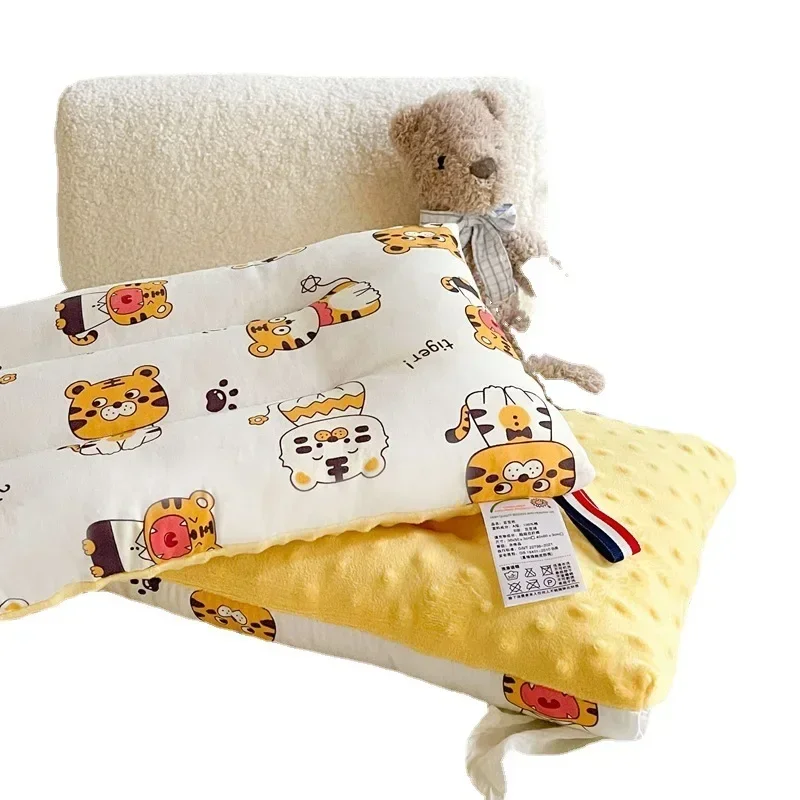 Soft baby pillow Comfortable velvet newborn pillow Baby sleep headrest Breathable baby pillow Mom's Love 5
