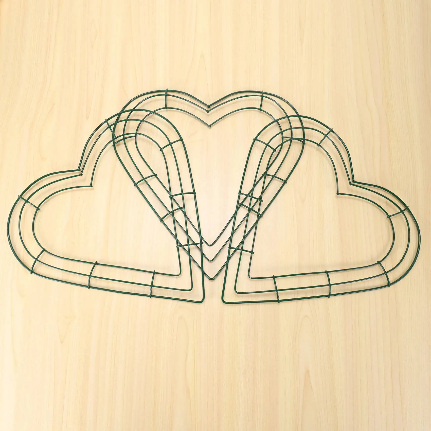 3 Pack Heart Metal Wreath 12 Inch Heart-Shaped Wire Wreath Frame for Home Wedding Valentine's Day DIY Crafts