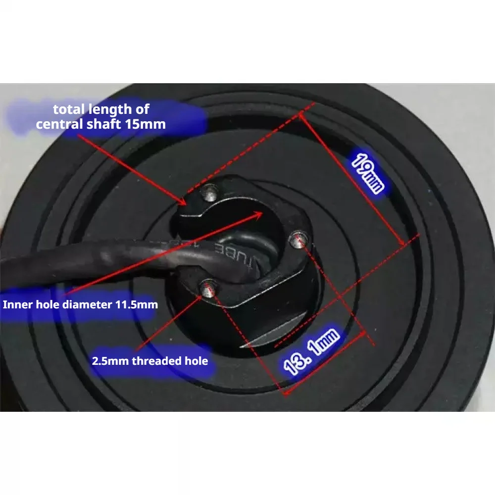 Détail de l'encodeur intégré sur le servomoteur brushless 24V haute précision, aimant néodyme visible.
