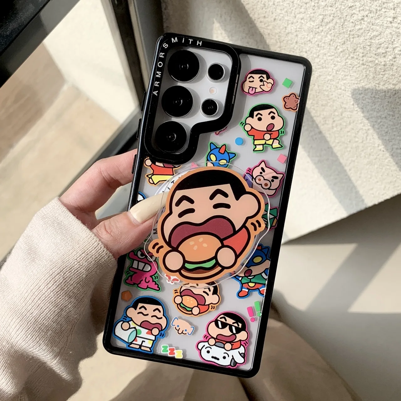 CrayonShin-chan Magnetic Phone Holder - Classic Cartoon Design, Pocket-Friendly Portability